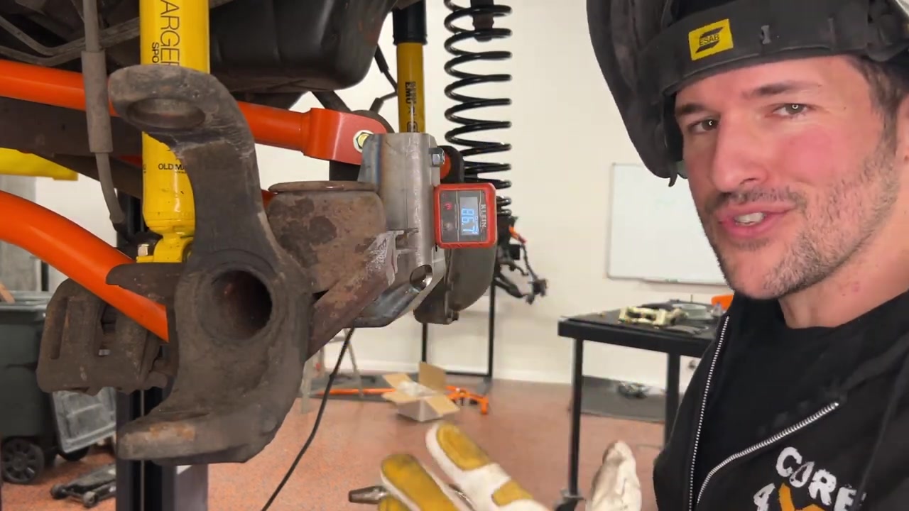 Installing Core 4x4 heavy duty drag link on XJ Cherokee with WJ knuckles