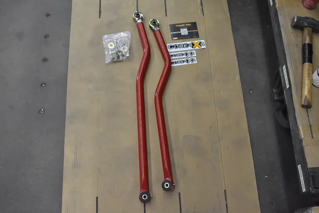 JL/JLU Camp Series Front & Rear Trackbar w/Hardware *Blemished*