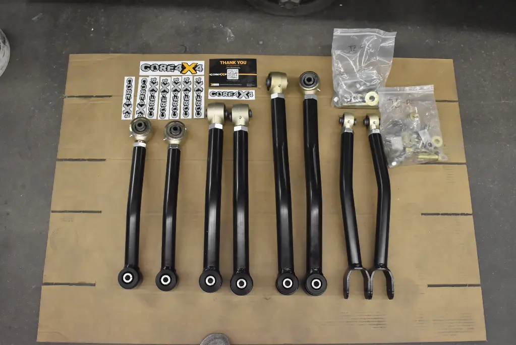 JL/JLU Camp Series Complete Set Control Arms w/Hardware *Blemished*